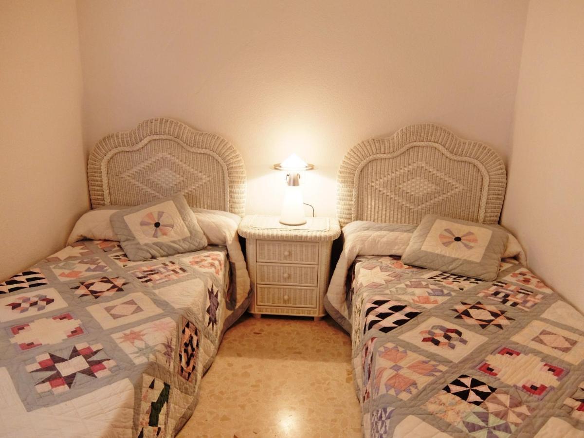 Apartamento Parque Mota - Alquiler Solo A Familias Playa de Gandía Exterior foto